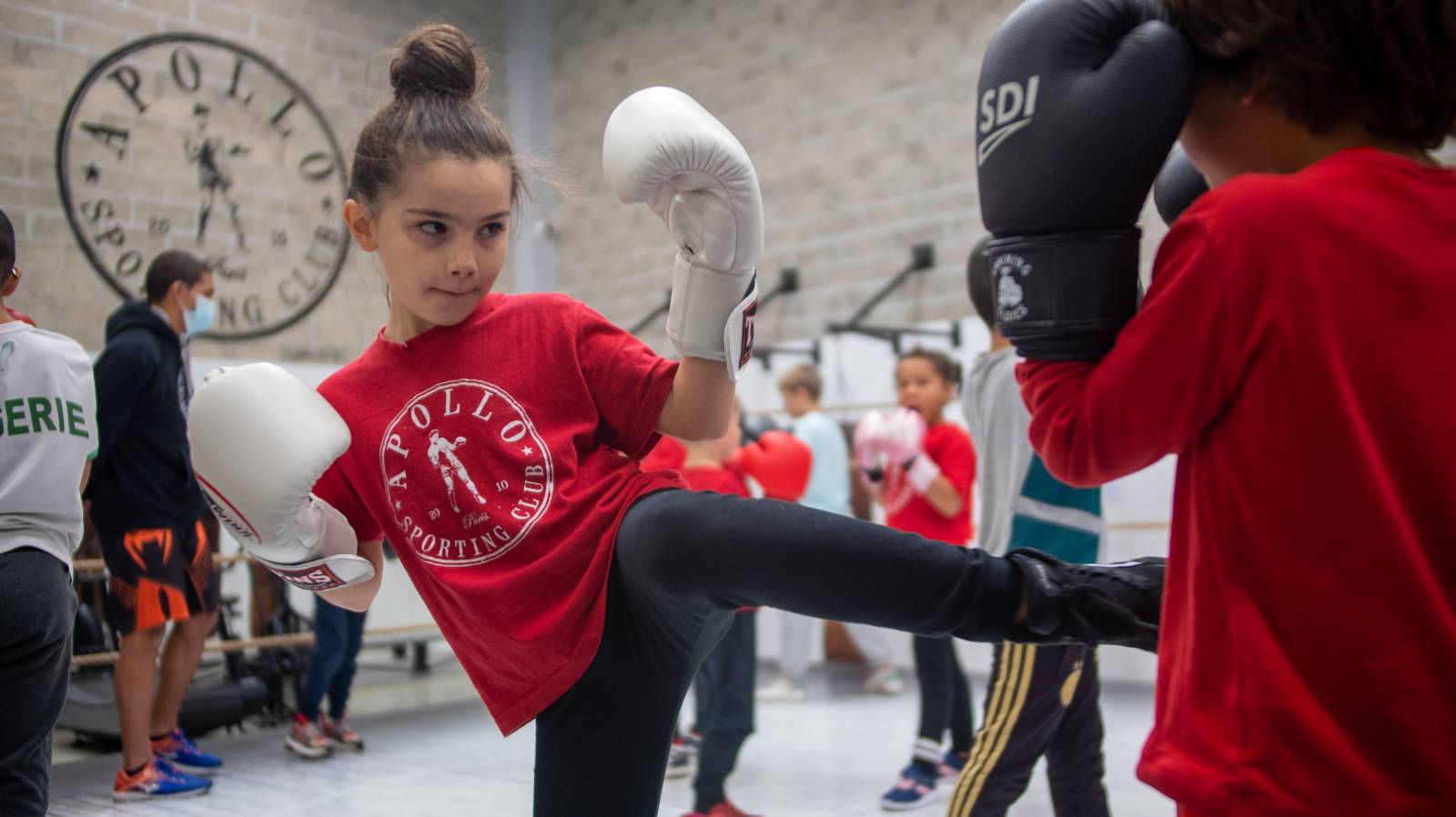 A quel âge son enfant peut-il commencer les cours de boxe à Paris 11 République ?