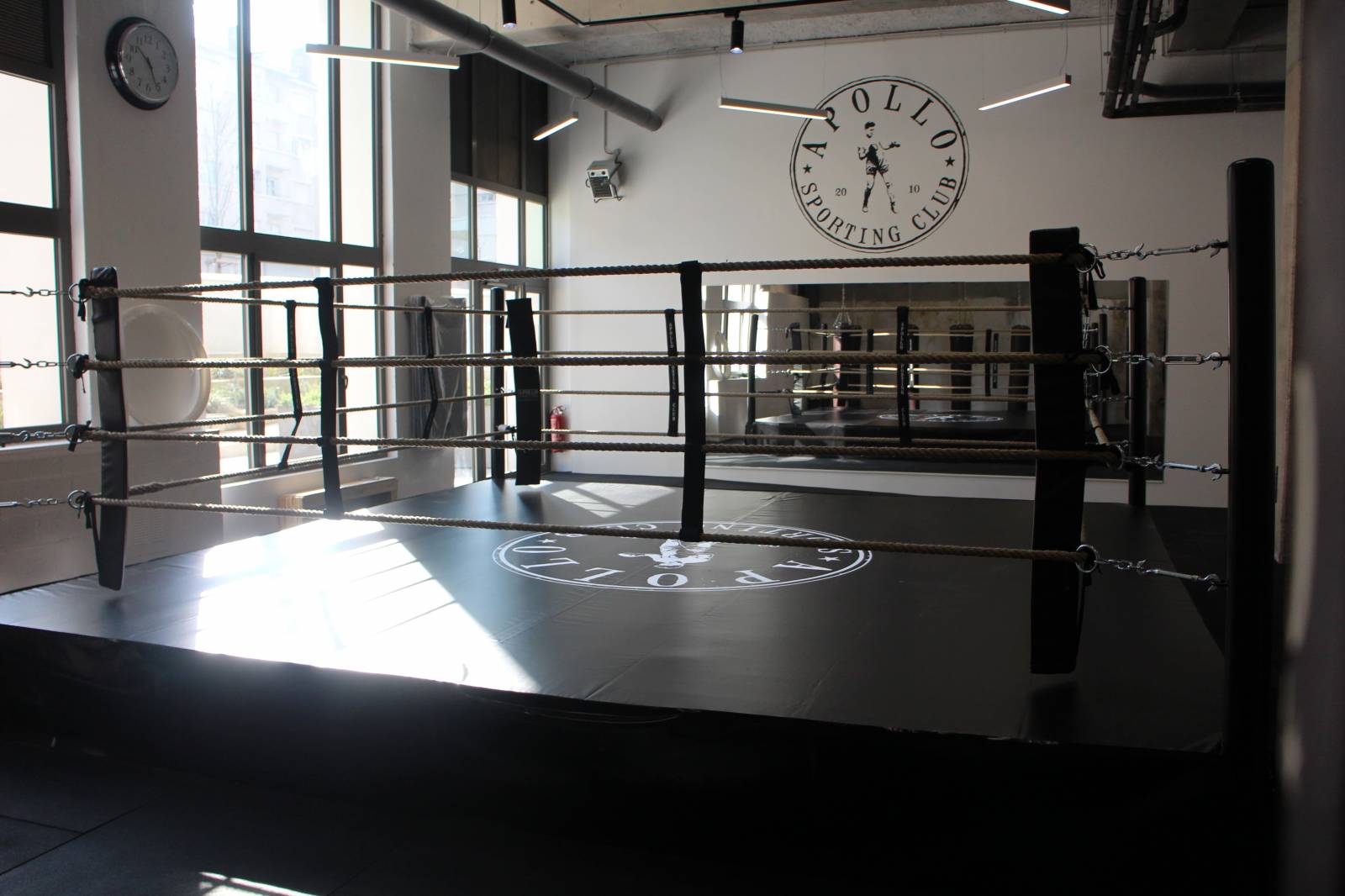 Pourquoi apprendre le MMA à Boulogne-Billancourt booste votre sécurité au quotidien 