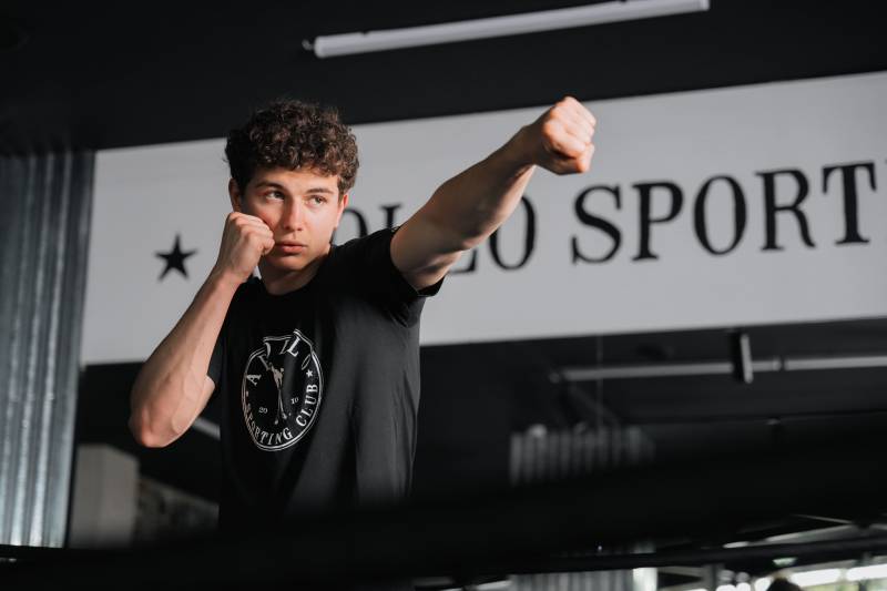 Des cours de boxe accessibles au 16 - 17 à Paris 3 eme - Arts et Métiers chez Apollo Sporting Club 