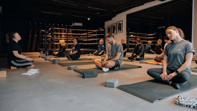 Découvrez les bienfaits du Pilates et du Yoga à Boulogne-Billancourt : Renforcez votre corps et apaisez votre esprit