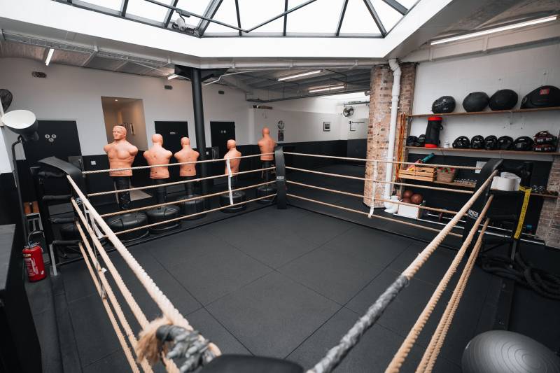 Activités complètes de boxe, fitness et yoga pour adolescents de 16 à 17 ans à Paris 11 Parmentier