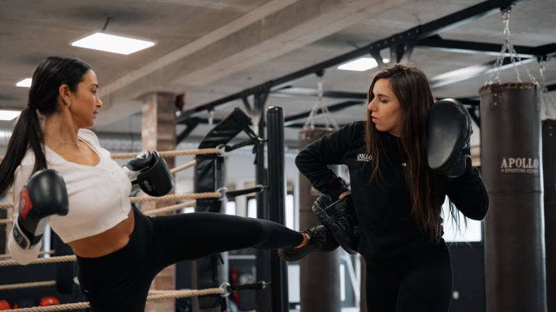 Pratiquer le MMA pour débutant à Boulogne-Billancourt dans un cadre structuré, motivant et encadré par des experts