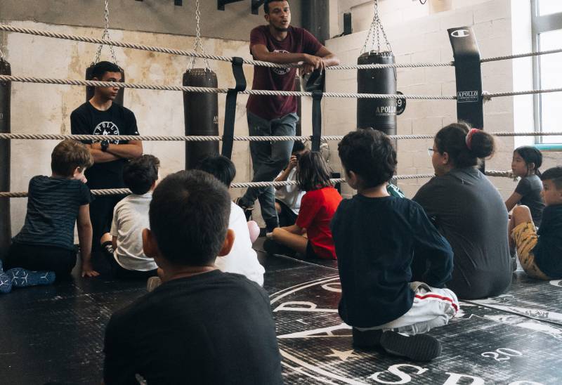 À Boulogne‑Billancourt dès la rentrée 2025 : cours enfants de boxe éducative, fitness junior, yoga et Pilates pour grandir en confiance