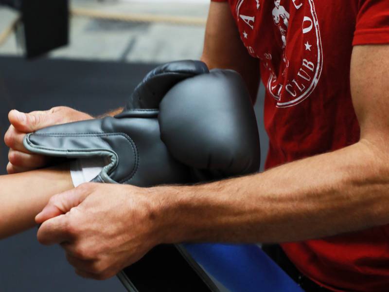 INITIATION À LA BOXE ANGLAISE : POUR LES DÉBUTANT.ES